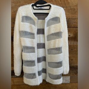 MAD Style mesh sweater cardigan white/silver mesh material